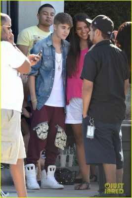 09.01 | Justin Bieber deixando ensaios para a Believe Tour