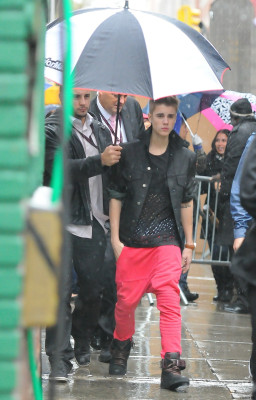 11.07 | Justin Bieber nos bastidores do Victoria’s Secret Fashion Show