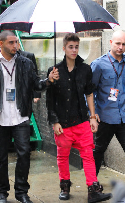 11.07 | Justin Bieber nos bastidores do Victoria’s Secret Fashion Show