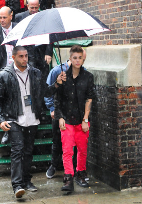 11.07 | Justin Bieber nos bastidores do Victoria’s Secret Fashion Show