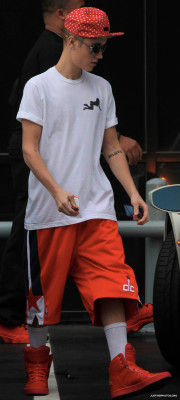 15.11 | Justin Bieber deixando centro médico em LA