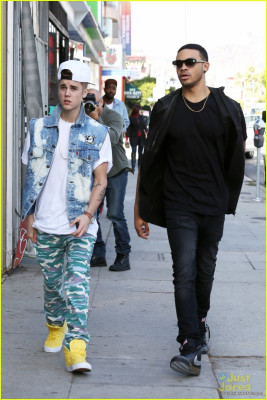 16.11 | Justin Bieber no UNIF em LA