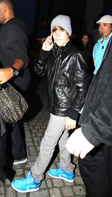 17.04 | Justin Bieber deixando o Juno Awards