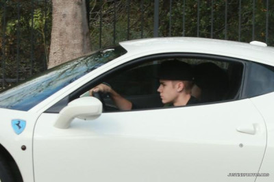 12.03 | Justin Bieber e Selena Gomez em Los Angeles