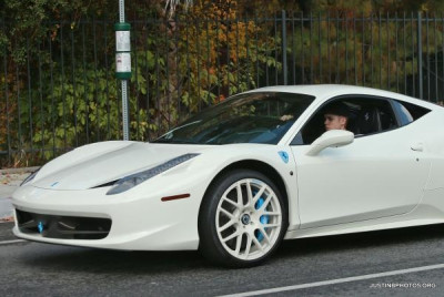 12.03 | Justin Bieber e Selena Gomez em Los Angeles