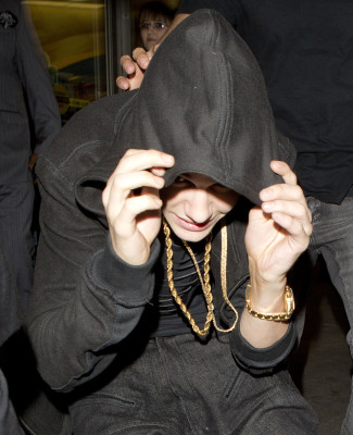 12.04 | Justin Bieber deixando posto de gasolina em LA
