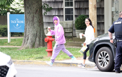 02.06 | Saindo para tomar um café nos Hamptons