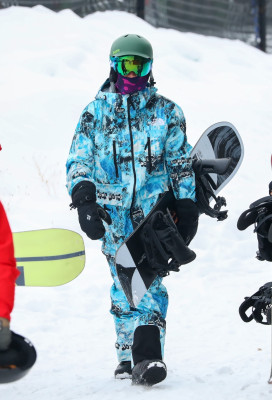 31.12 | Aproveitando uma manhã de snowboard com os amigos em Aspen
