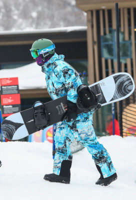 31.12 | Aproveitando uma manhã de snowboard com os amigos em Aspen