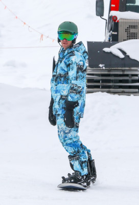 31.12 | Aproveitando uma manhã de snowboard com os amigos em Aspen