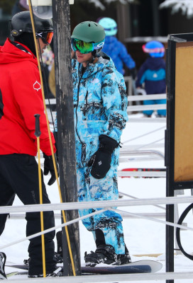 31.12 | Aproveitando uma manhã de snowboard com os amigos em Aspen