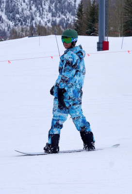 31.12 | Aproveitando uma manhã de snowboard com os amigos em Aspen