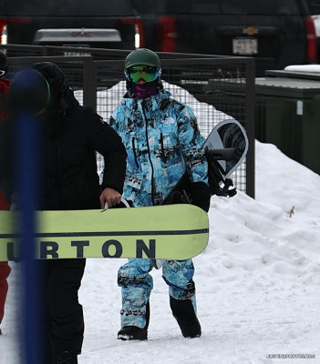 31.12 | Aproveitando uma manhã de snowboard com os amigos em Aspen