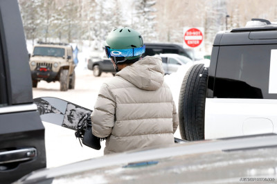 30.12 | Em uma descida de snowboard em Aspen