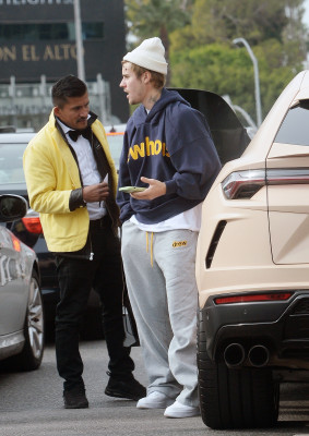 15.12 | Indo ao The Bird Street Social Club, em Los Angeles