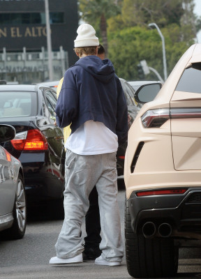 15.12 | Indo ao The Bird Street Social Club, em Los Angeles
