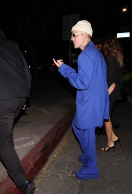 11.02 | Chega para um jantar romântico no Catch LA, em West Hollywood