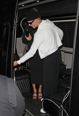 11.02 | Chega ao The Nice Guy, em West Hollywood