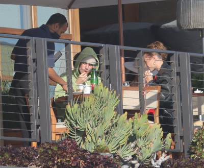 14.02 | Almoço de Dia dos Namorados no restaurante Nobu, em Malibu