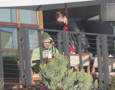 14.02 | Almoço de Dia dos Namorados no restaurante Nobu, em Malibu