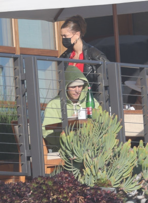 14.02 | Almoço de Dia dos Namorados no restaurante Nobu, em Malibu