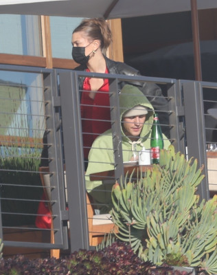 14.02 | Almoço de Dia dos Namorados no restaurante Nobu, em Malibu