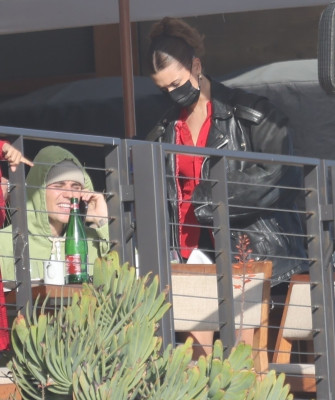 14.02 | Almoço de Dia dos Namorados no restaurante Nobu, em Malibu