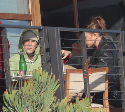 14.02 | Almoço de Dia dos Namorados no restaurante Nobu, em Malibu