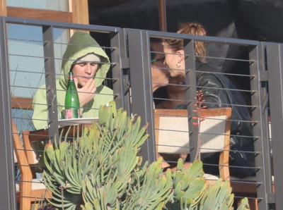 14.02 | Almoço de Dia dos Namorados no restaurante Nobu, em Malibu
