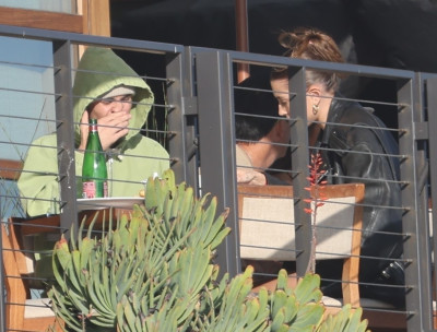 14.02 | Almoço de Dia dos Namorados no restaurante Nobu, em Malibu