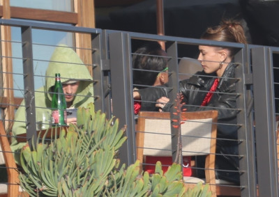 14.02 | Almoço de Dia dos Namorados no restaurante Nobu, em Malibu