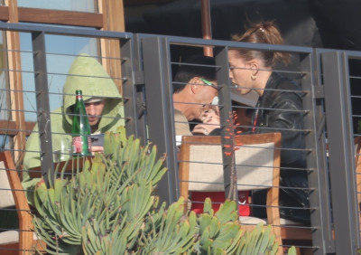 14.02 | Almoço de Dia dos Namorados no restaurante Nobu, em Malibu