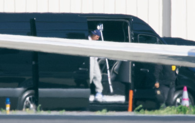 16.03 | Embarca em um jato particular em Los Angeles