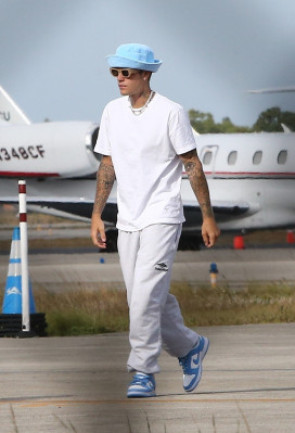 13.04 | Chega ao aeroporto de Miami