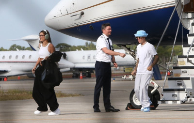 13.04 | Chega ao aeroporto de Miami