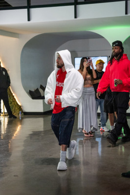 07.10 | Justin Bieber no The League, em Los Angeles, Califórnia.