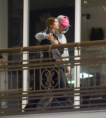26.04 | Em um jantar romântico no Sushi Park, em Los Angeles