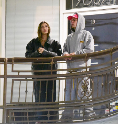26.04 | Em um jantar romântico no Sushi Park, em Los Angeles