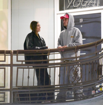 26.04 | Em um jantar romântico no Sushi Park, em Los Angeles