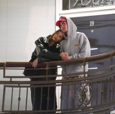 26.04 | Em um jantar romântico no Sushi Park, em Los Angeles