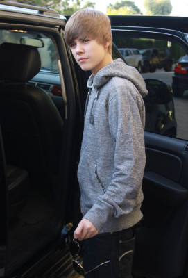 15.05 | Justin Bieber deixando seu hotel