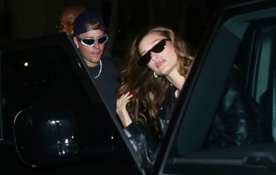 29.06 | Saindo da igreja Churchome, em Beverly Hills