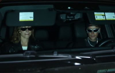29.06 | Saindo da igreja Churchome, em Beverly Hills
