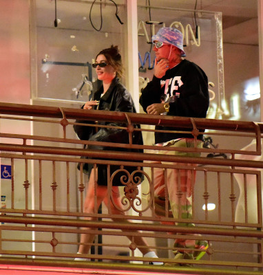 01.07 | Saída para comer sushi em West Hollywood