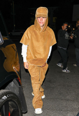 17.08 | Saindo do jantar no Catch Steak, em West Hollywood