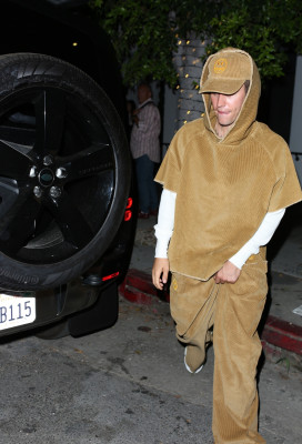 17.08 | Saindo do jantar no Catch Steak, em West Hollywood