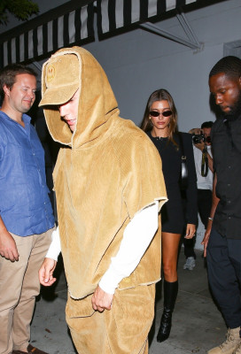 17.08 | Saindo do jantar no Catch Steak, em West Hollywood