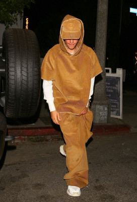 17.08 | Saindo do jantar no Catch Steak, em West Hollywood