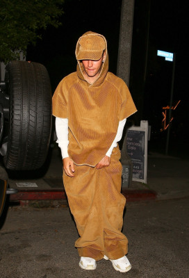 17.08 | Saindo do jantar no Catch Steak, em West Hollywood