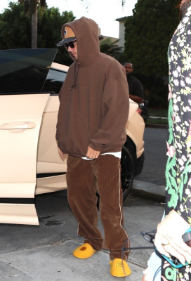 24.08 | Chega a Churchome, em Los Angeles